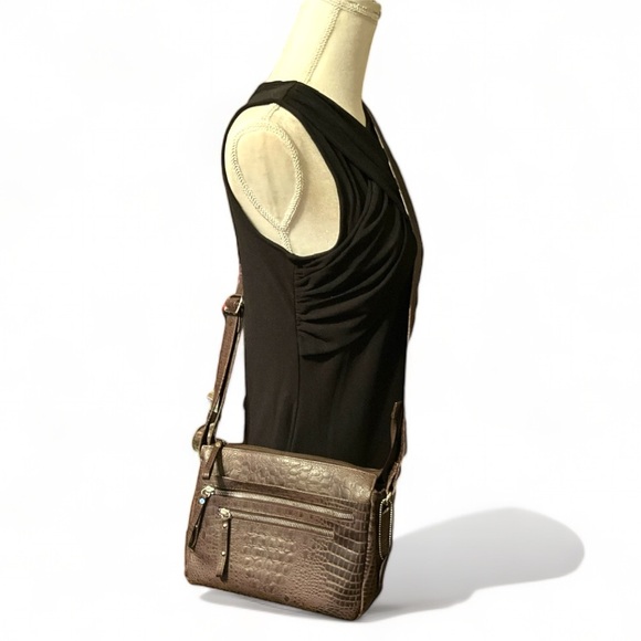 Crossbody Leather Bag, Great American Leather Bag - Picture 3 of 8